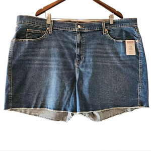 Signature by Levi Strauss  & Co. High Rise Plus Size Heritage Denim Shorts 26W.